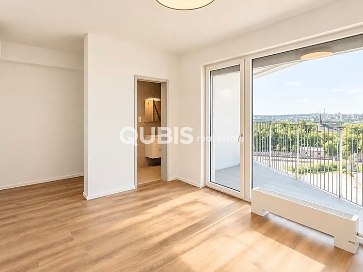 The 4+kk flat for rent, 158 m² (4 of 17)