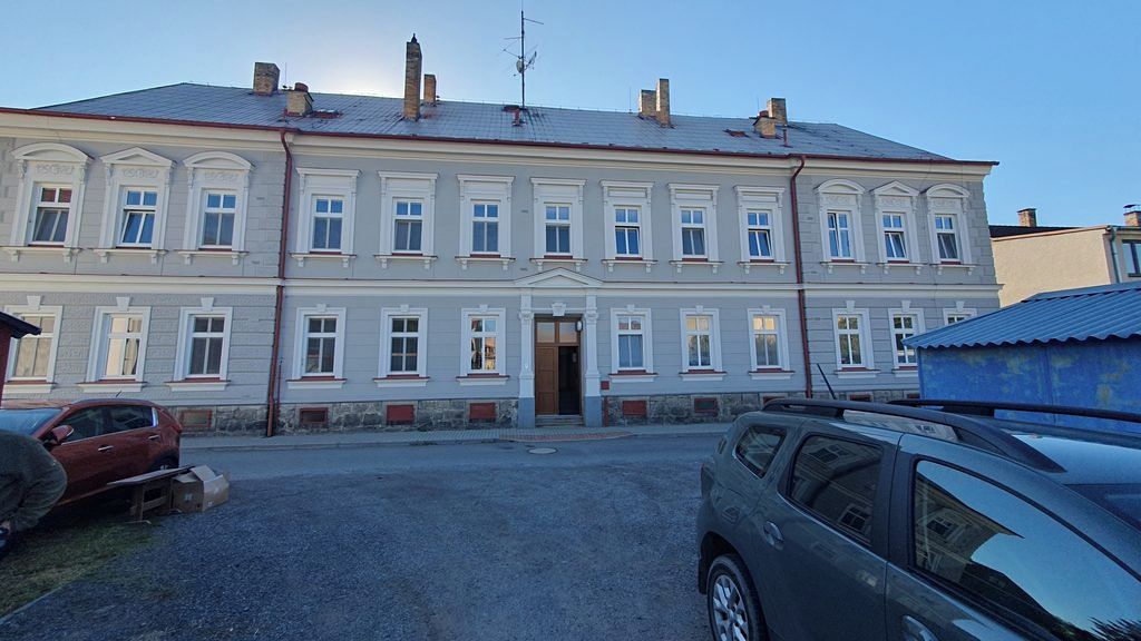 Prodej bytu atypický 107 m², České Velenice – fotka 1 z 3