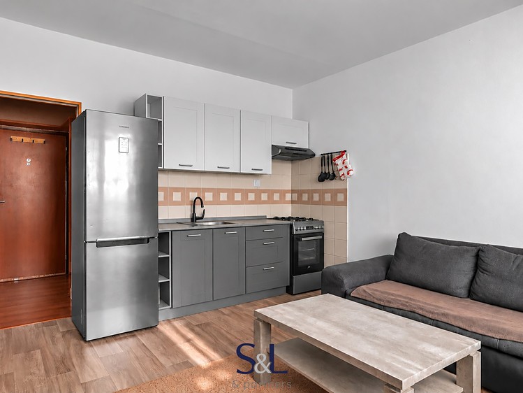 Квартира 2+kk в оренду, 43 м² (3 з 18)