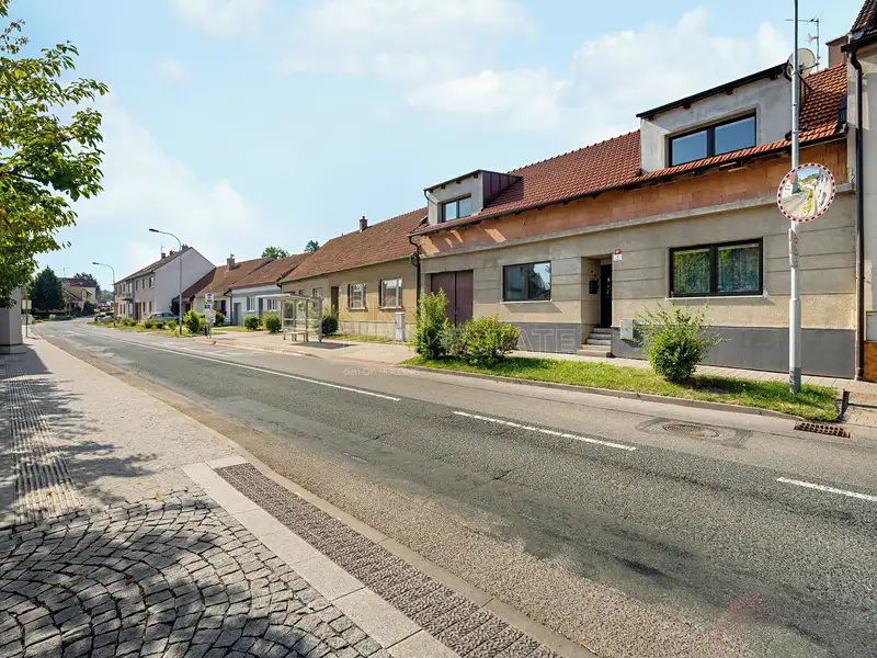 Prodej vícegeneračního domu 220 m², pozemek 628 m², Ostopovice – náhled fotky 1