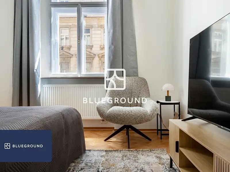 Pronájem bytu 1+1 38 m², Praha – náhled fotky 3