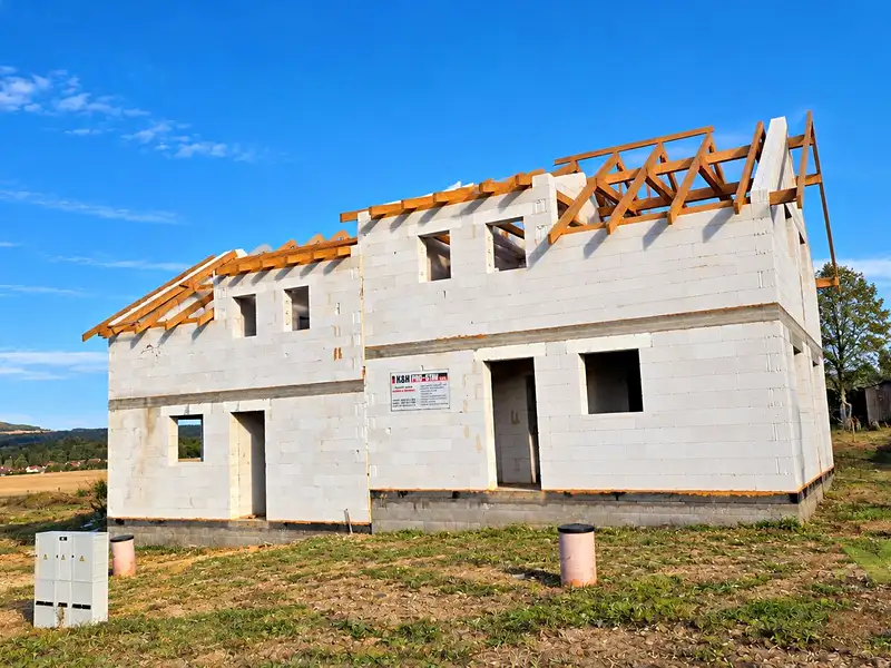 Prodej rodinného domu 105 m², pozemek 499 m², Spálené Poříčí – náhled fotky 2