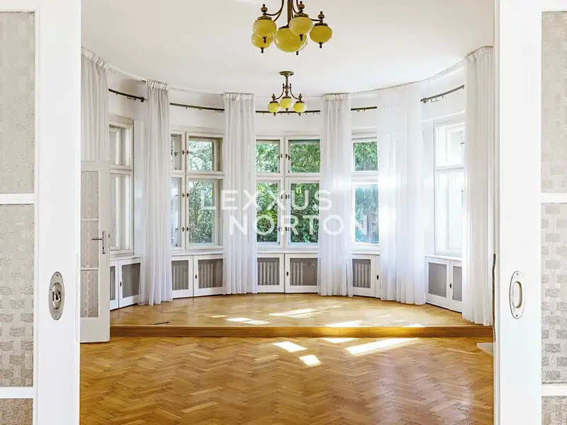 Prodej bytu 6 pokojů a více 228 m², Praha – náhled fotky 1