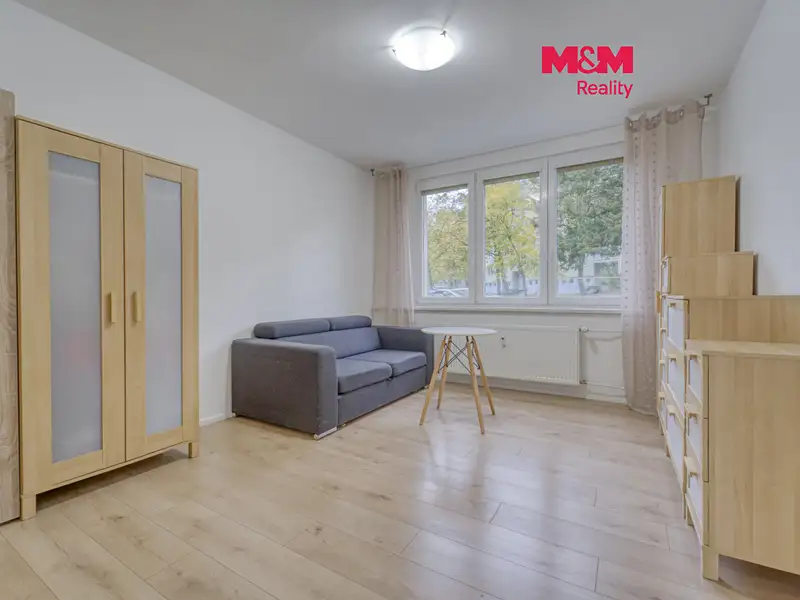 Prodej bytu 3+1 63 m², Klatovy – náhled fotky 1