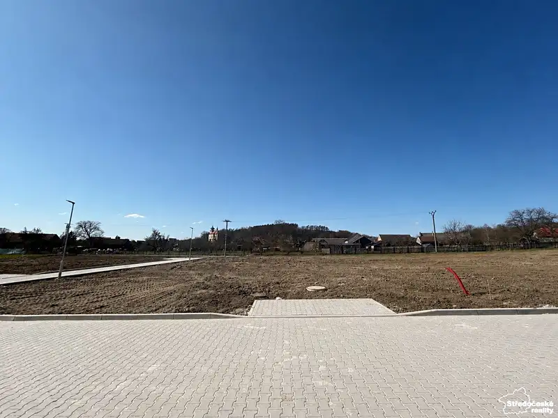 Prodej stavebního pozemku 1026 m², Žerčice – náhled fotky 2