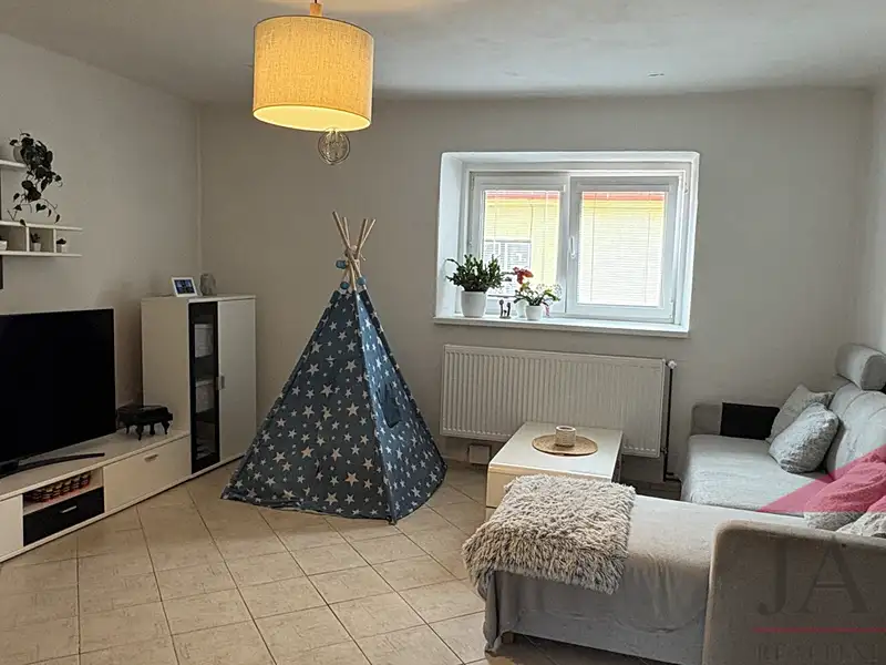 Prodej rodinného domu 85 m², pozemek 310 m², Hrádek – náhled fotky 1