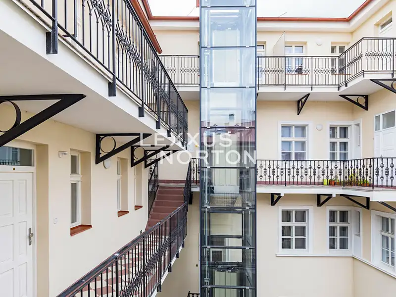 Pronájem bytu 4+kk 144 m², Praha – náhled fotky 3