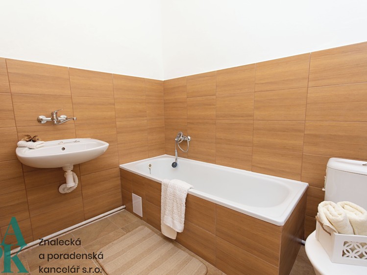 Квартира 3+kk в оренду, 82 м² (6 з 7)