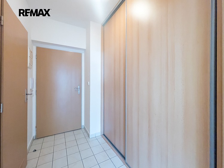 Квартира 1+kk в оренду, 32 м² (8 з 25)