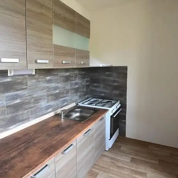 Pronájem bytu 2+1 55 m², Most – náhled fotky 1