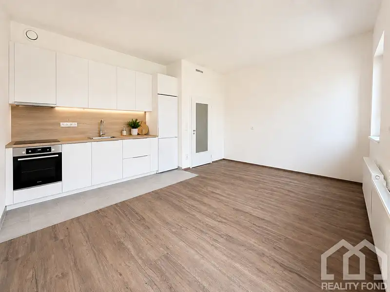 Prodej bytu 1+kk 31 m², Praha – náhled fotky 3
