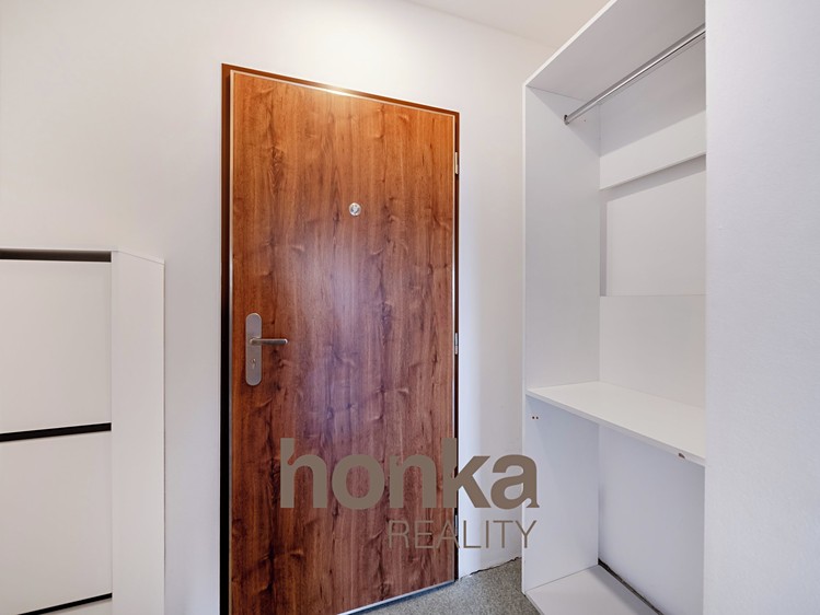 Pronájem bytu 2+1, 57 m² (10 z 14)