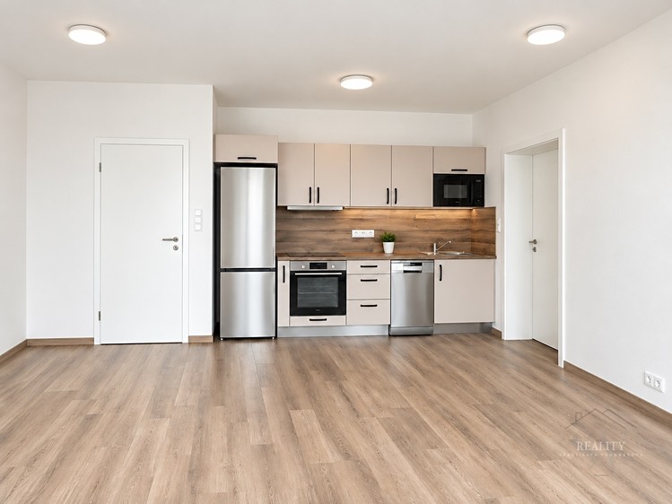 Pronájem bytu 2+kk, 68 m² (2 z 30)
