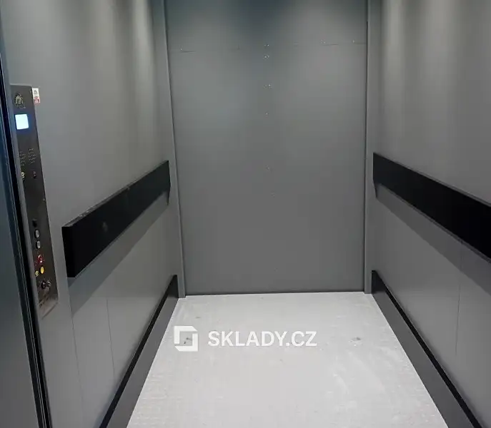 Pronájem skladového prostoru 835 m², Červený Kostelec – náhled fotky 3