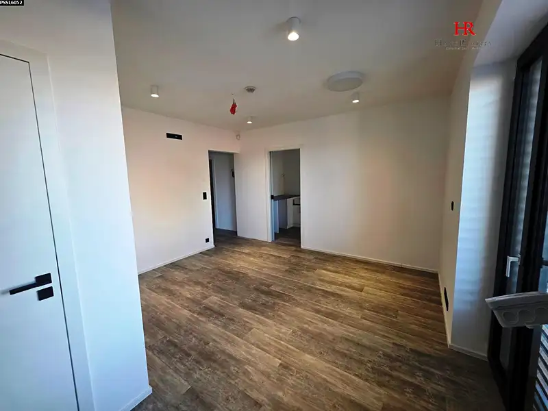 Pronájem komerční nemovitosti 56 m², Úhonice – náhled fotky 3