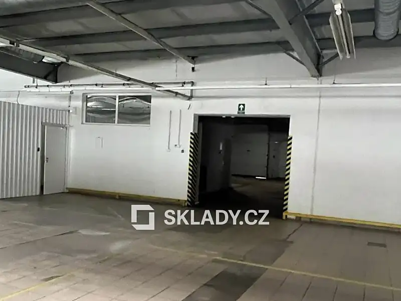 Pronájem skladového prostoru 2435 m², Cheb – náhled fotky 2
