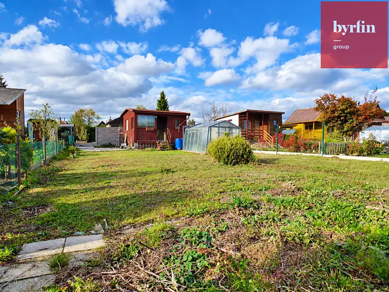 Prodej zahrady 250 m², Opava – náhled fotky 1