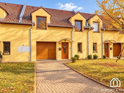 Prodej domu, 150 m² (2 z 42)