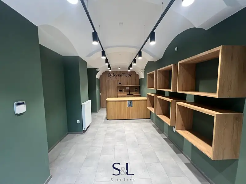 Pronájem obchodního prostoru 33 m², Česká Lípa – náhled fotky 1