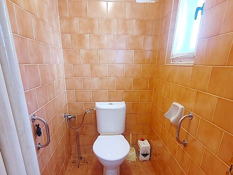 Prodej komerčního prostoru, 245 m² (14 z 38)
