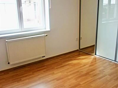 Pronájem bytu 2+kk, 49 m² (2 z 8)