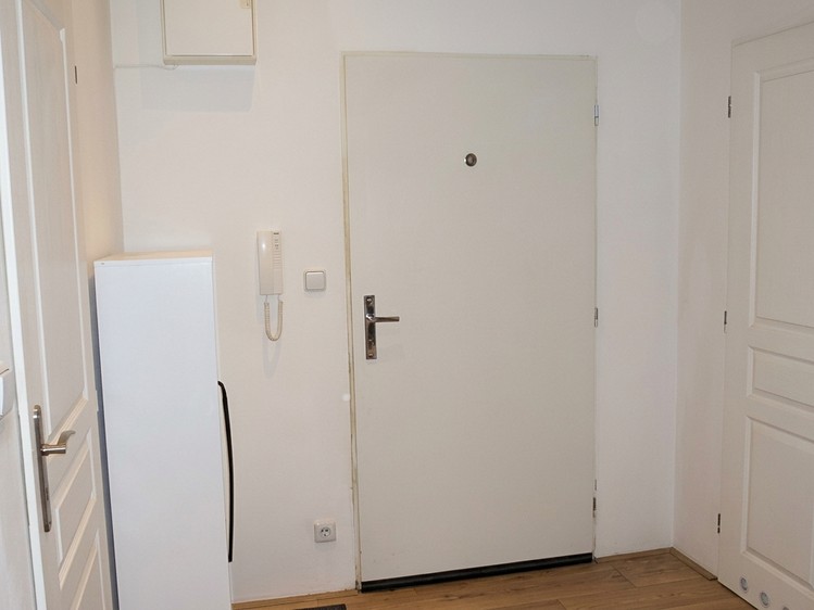 Pronájem bytu 2+kk, 47 m² (9 z 10)