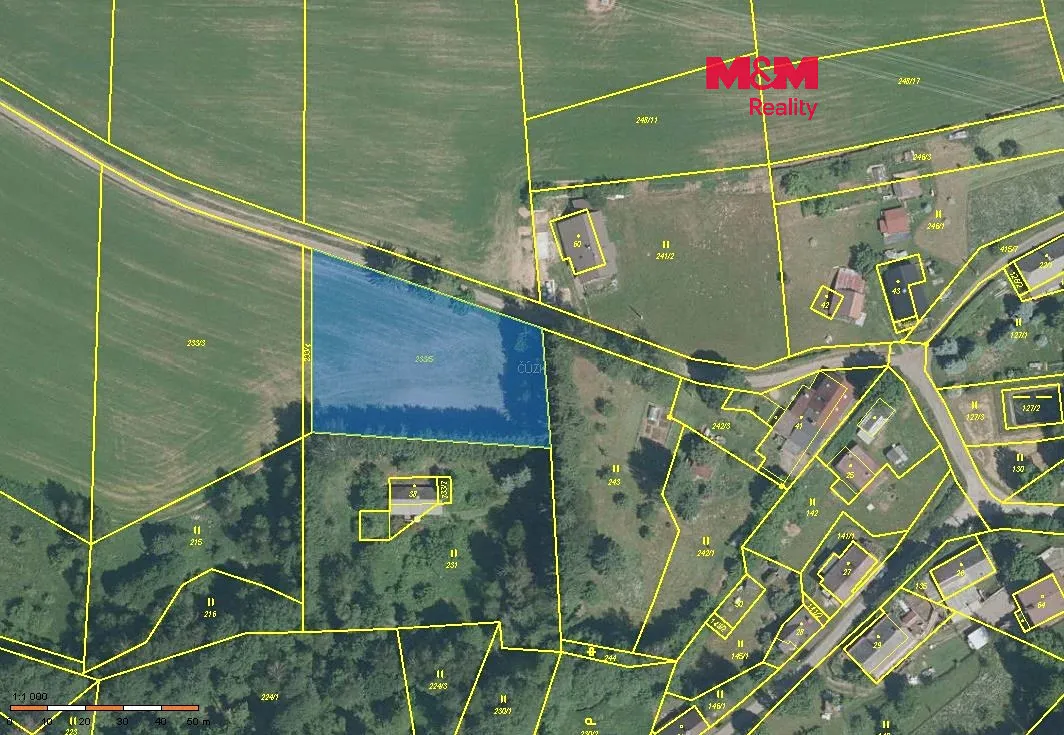 Prodej pole 2465 m²