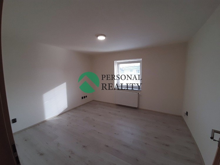 Pronájem bytu 2+1, 47 m² (13 z 20)