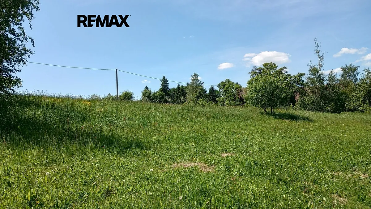 Prodej stavebního pozemku 4273 m²