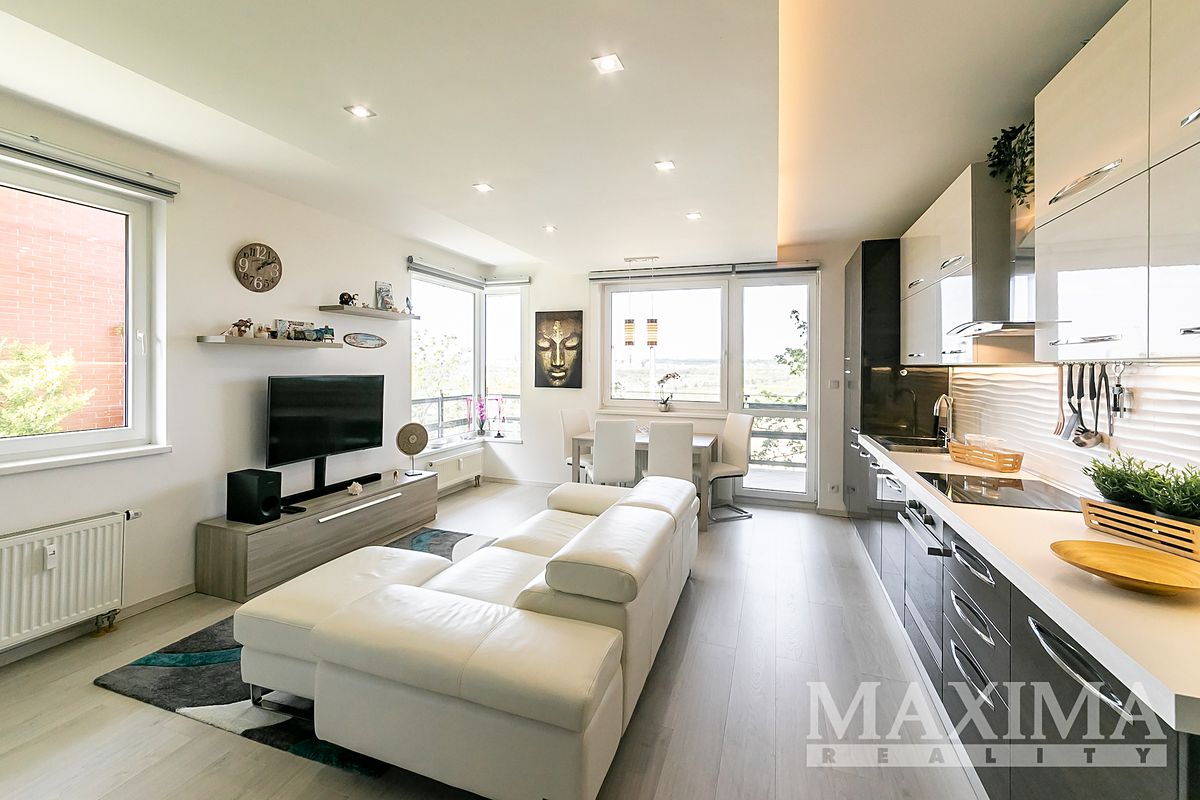 Pronájem bytu 2+kk 50 m², Praha – fotka 1 z 3