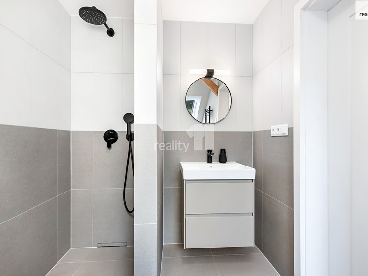 Wohnung 2+kk zum Kauf, 58 m² (26 von 29)