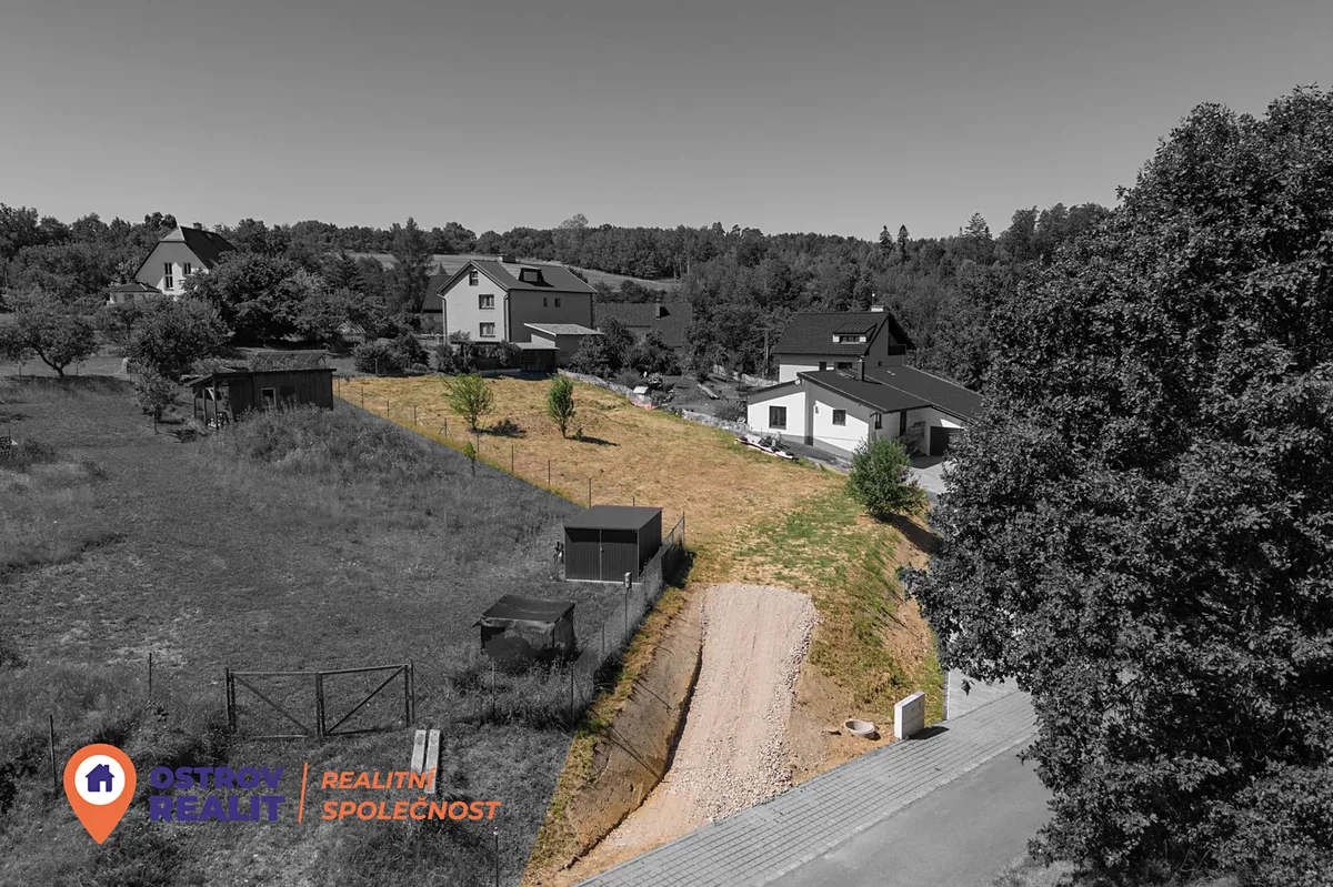 Prodej stavebního pozemku 1227 m²
