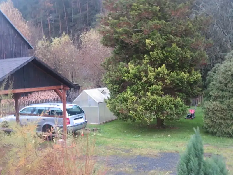 Dražba rodinného domu 143 m², pozemek 1379 m², Srbská Kamenice – náhled fotky 2