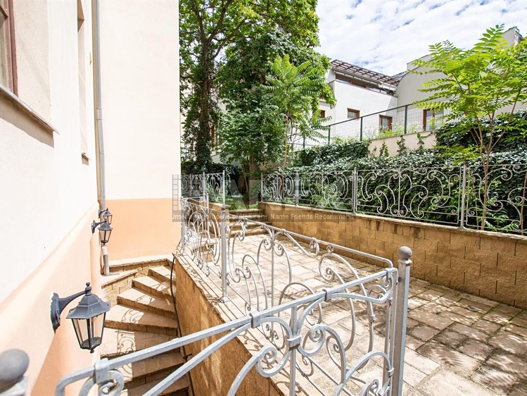 Квартира 4+1 на продаж, 157 м² (4 з 20)