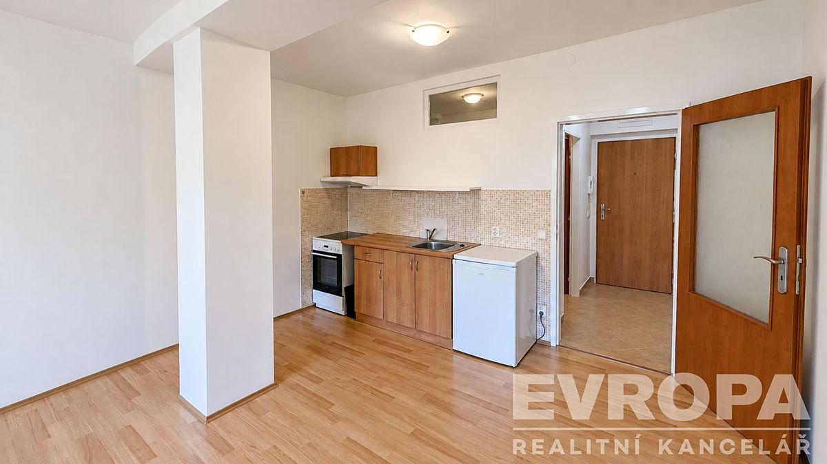 Pronájem bytu 1+kk 32 m², Vrchlabí – fotka 1 z 3