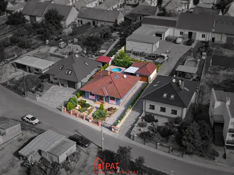 Pronájem rodinného domu 112 m², pozemek 482 m², Kuchařovice – náhled fotky 2