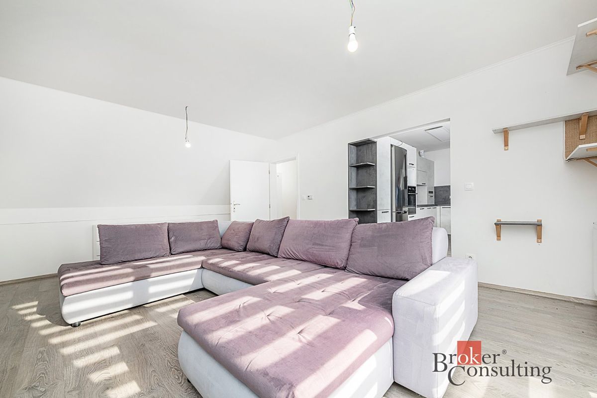 Pronájem bytu 3+kk 67 m²