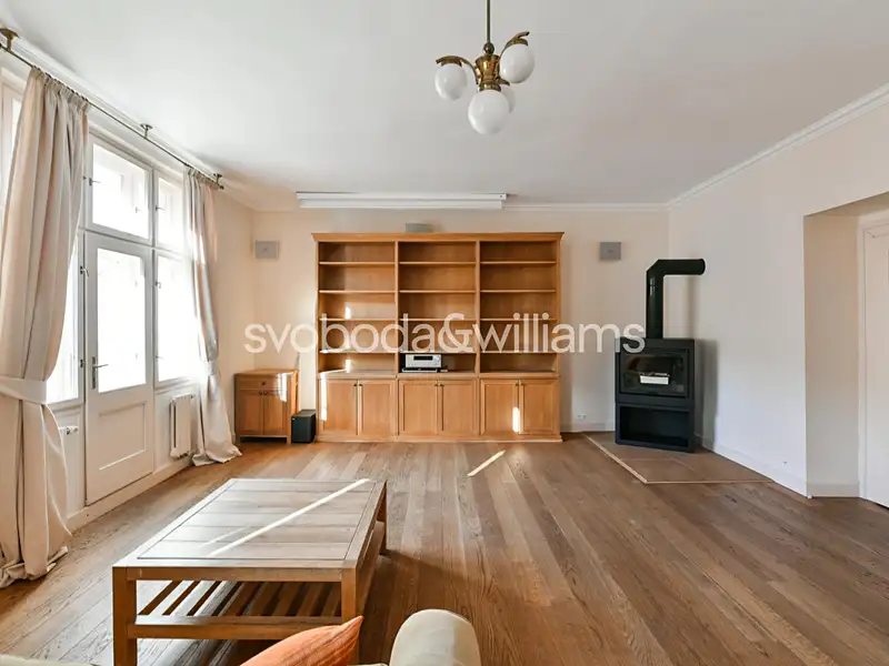Pronájem bytu 3+kk 125 m², Praha – náhled fotky 2