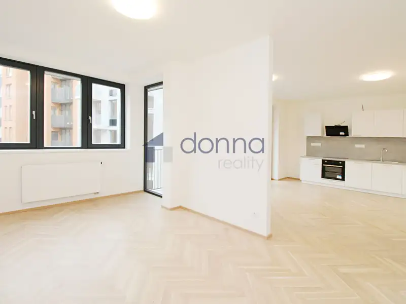 Prodej bytu 1+kk 39 m², Praha – náhled fotky 2