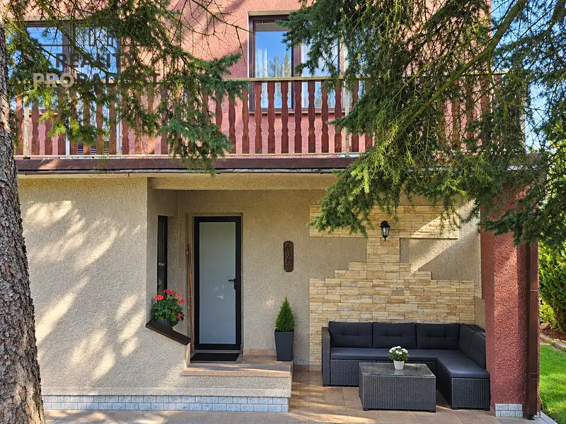 Prodej rodinného domu 167 m², pozemek 959 m², Modlany – náhled fotky 3