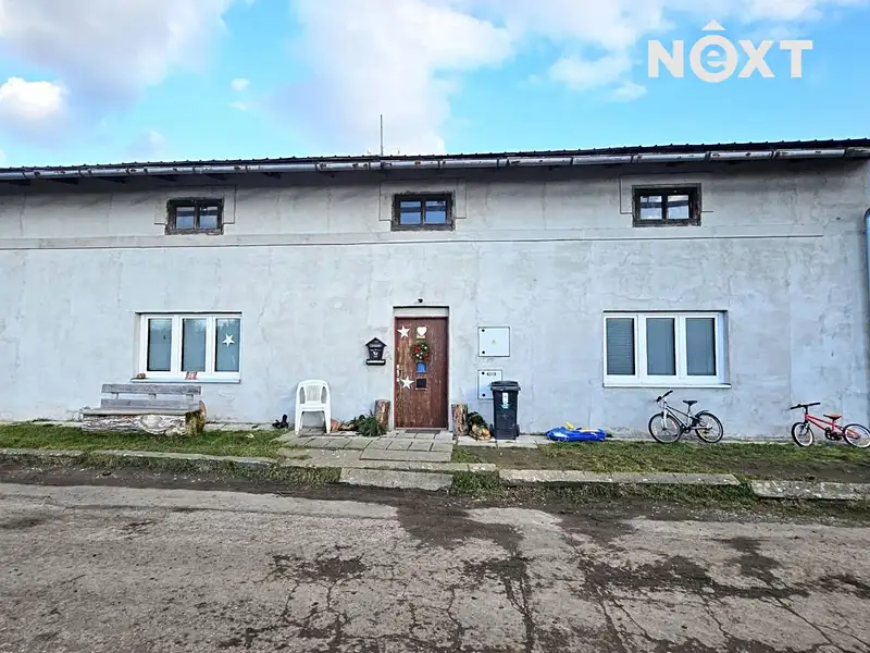 Pronájem bytu 3+1 105 m², Zlonice – náhled fotky 1
