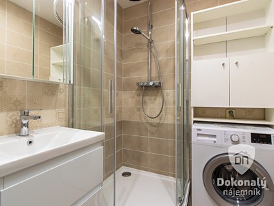 Квартира 4+1 в оренду, 68 м² (3 з 34)