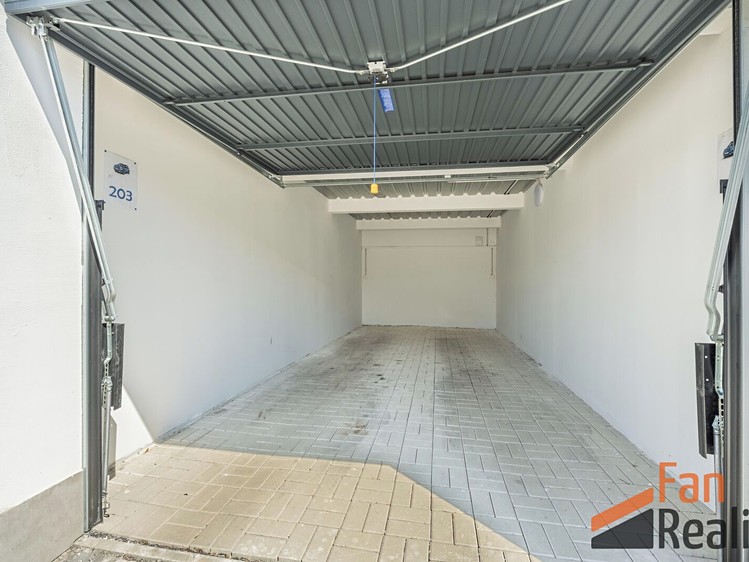 Квартира 5+kk на продаж, 127 м² (30 з 31)