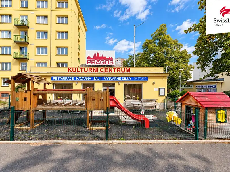 Prodej komerční nemovitosti 330 m², Praha – náhled fotky 1