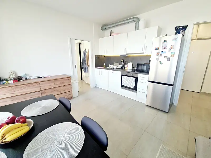 Pronájem bytu 2+kk 40 m², Praha – náhled fotky 2