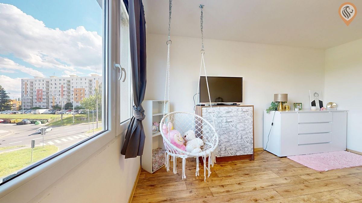 Prodej bytu 3+1 79 m², Chomutov – fotka 1 z 3