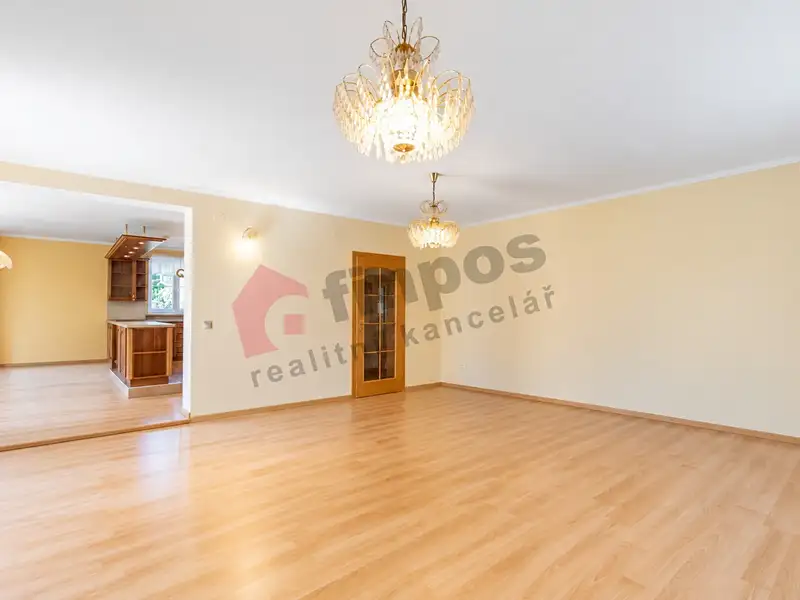 Prodej rodinného domu 144 m², pozemek 6216 m², Kunín – náhled fotky 3