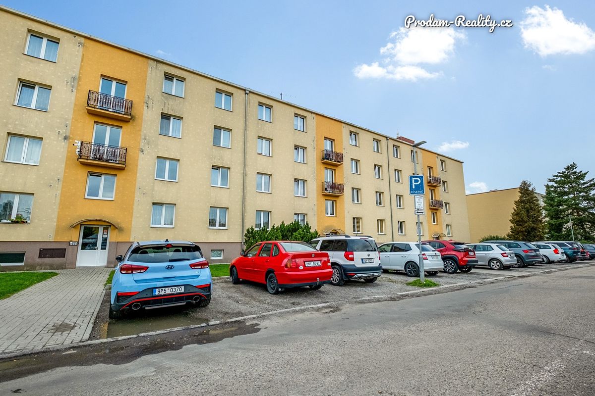 Prodej bytu 2+1 50 m², Týnec nad Sázavou – fotka 1 z 3