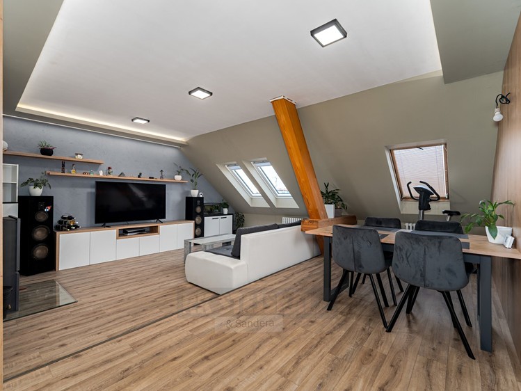 Prodej bytu 4+1, 145 m² (4 z 14)