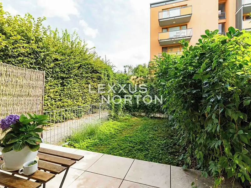 Prodej bytu 1+kk 29 m², Praha – náhled fotky 2